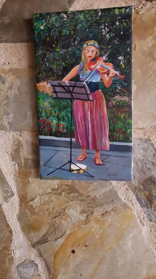 Hostal El Patio Restaurante San Bartolome de Pinares ภายนอก รูปภาพ