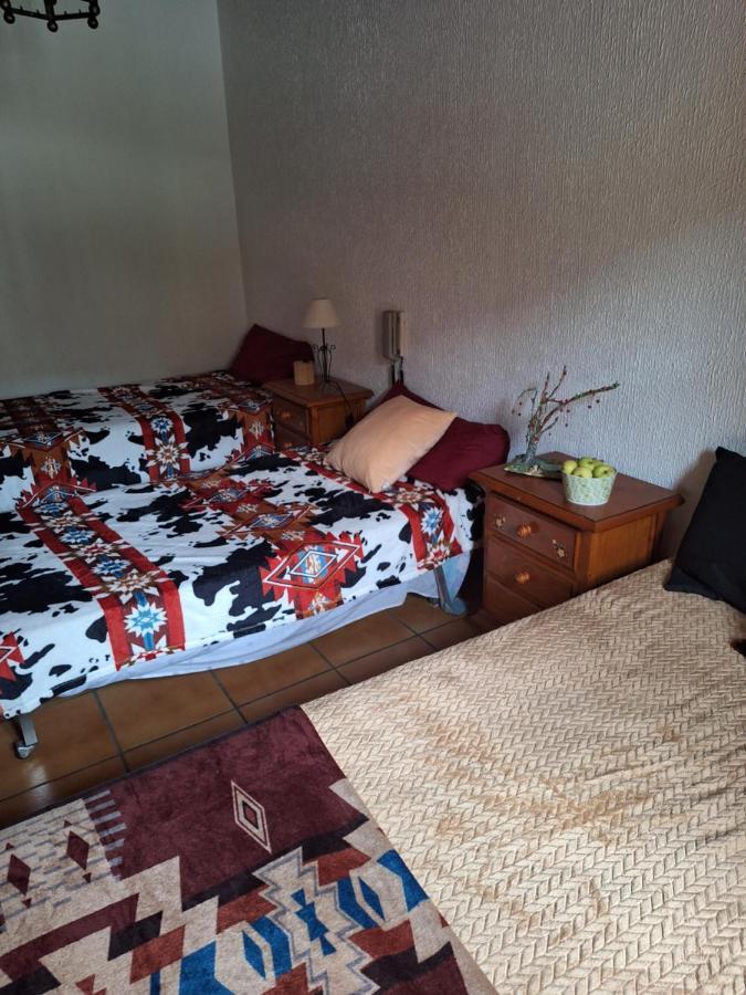 Hostal El Patio Restaurante San Bartolome de Pinares ภายนอก รูปภาพ