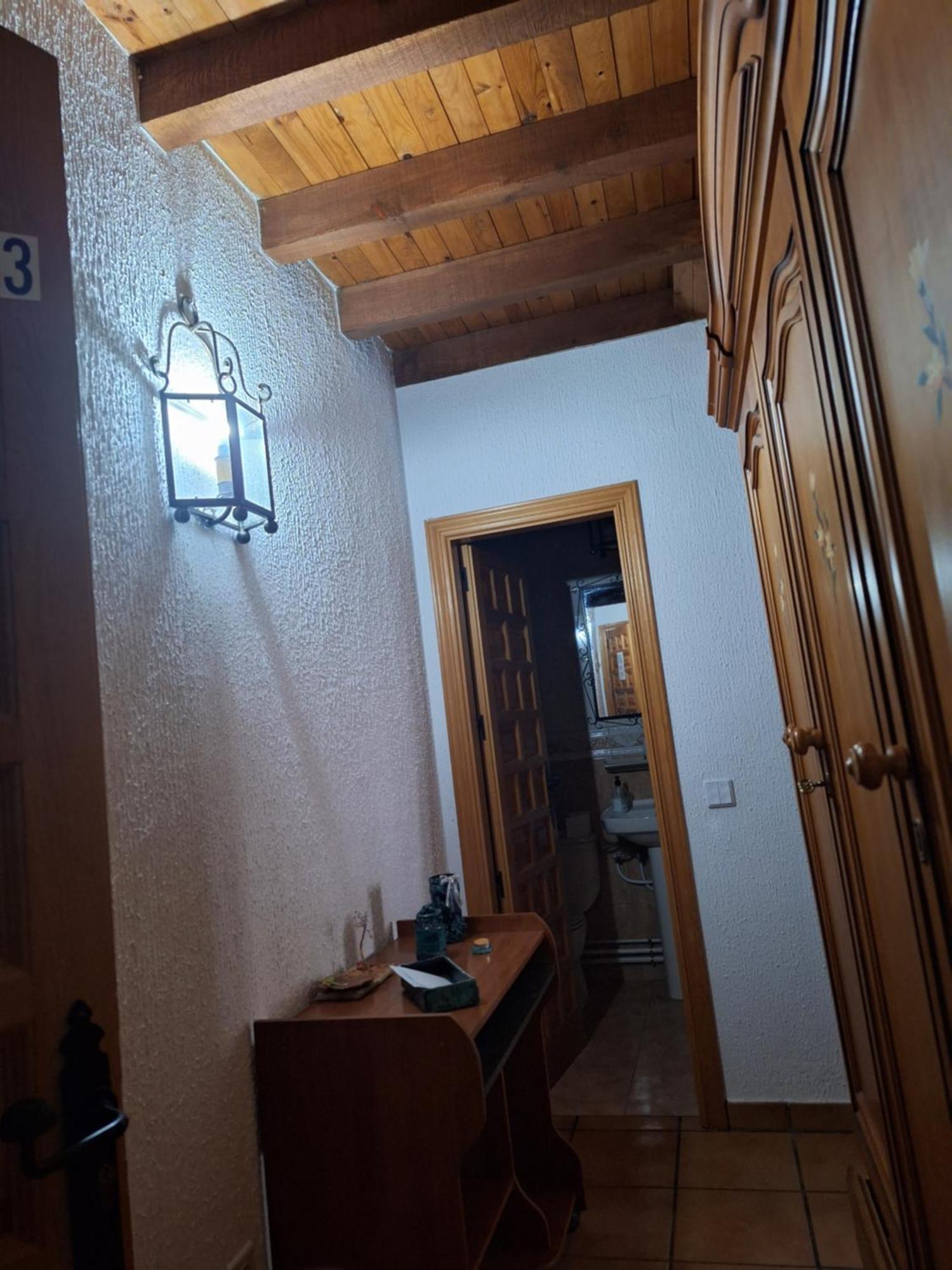 Hostal El Patio Restaurante San Bartolome de Pinares ภายนอก รูปภาพ